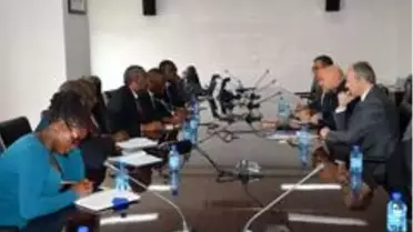 Kenya'da Türkiye burslarına yoğun ilgi