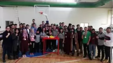 Kilis'te bilek güreşi il birinciliği müsabakaları yapıldı