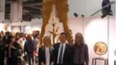 Sanat ve antika fuarında 'Barış Ağacı' ilgi gördü