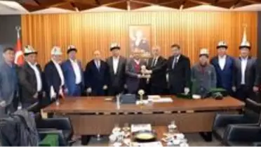 Kırgızistan heyeti Hendek'e hayran kaldı