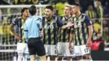 Fenerbahçe'nin eski yöneticisi Selim Kosif'ten yönetime tepki: Her şeyi 2 yılda yaşattınız helal olsun