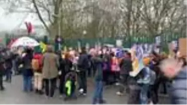'Julian Assange iade edilmesin' protestosu