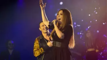 Mustafa Sandal, konserinde İzel'in hayalini gerçekleştirdi