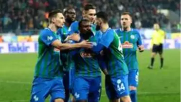 Süper Lig: Çaykur Rizespor: 1 - Medipol Başakşehir: 2 (Maç sonucu)
