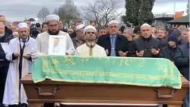 Irkçı saldırıda öldürülen Türk için cenaze töreni düzenlendi
