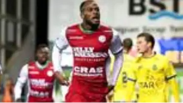 Leeds United, Cyle Larin'e talip oldu