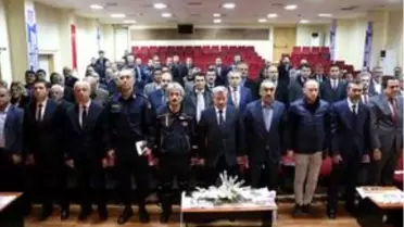 Sakarya'da kaymakamlık ve belediyeler afet konusunda bilgilendiriliyor