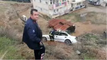 'U' dönüşü yapan otomobile çarpmamak için ölümden döndüler: 1 yaralı