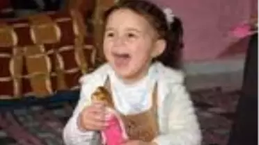 Minik Selva, oyuncaklarıyla özgürce oynayabiliyor