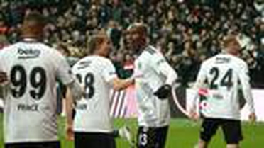 Beşiktaş'ta Alanyaspor maçı öncesi kart krizi!