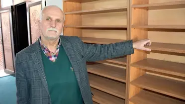 Camiden ayakkabı, otomobilden cep telefonu hırsızlığı güvenlik kamerasına yansıdı