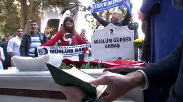 Müslüm Gürses vefatının 7'nci yılında mezarı başında anıldı