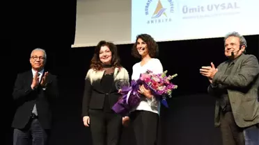 Arzum Onan'ın 'Kadın' sergisi Muratpaşa'da
