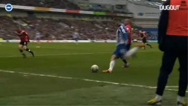 Leonardo Ulloa'dan Huddersfield'e Hat-Trick