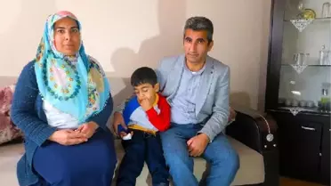 Muhammet'in çelik halatla direk arasına sıkışan eline 6 dikiş atıldı