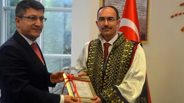 Bilecik Şeyh Edebali Üniversitesinin yeni rektörü göreve başladı