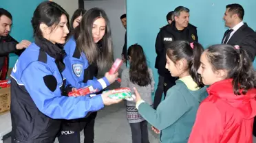 Çukurca'da öğrencilere ağız ve diş sağlığı eğitimi verildi