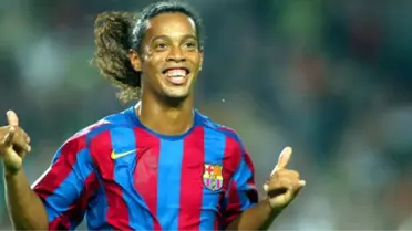 Efsane futbolcu Ronaldinho, sahte pasaport düzenlemek iddiasıyla Paraguay'da tutuklandı