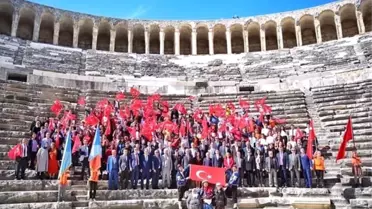 Aspendos Tiyatrosunda Atatürk coşkusu