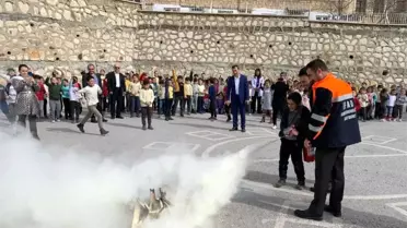 Bayburt'ta öğrencilere deprem ve yangın eğitimi veriliyor