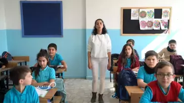 Öğretmenlerden İstiklal Marşı'na duygu dolu klip