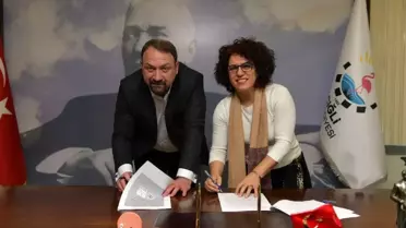 Başkan Gümrükçü, kadınlar için iki protokole daha imza attı