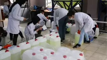 Meslek lisesinde üretilen ürünlerle okullar dezenfekte ediliyor