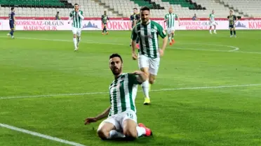 Süper Lig: Konyaspor: 1 - Fenerbahçe: 0 (İlk yarı)