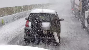 Adana'da kar yağışı, ulaşımı aksattı (2)