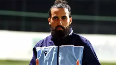 Erkan Zengin: Corona virüsü nedeniyle futbolu bırakmayı düşünüyorum