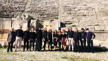 Çanakkale türküsüne tarihi mekanlarda klip çektiler