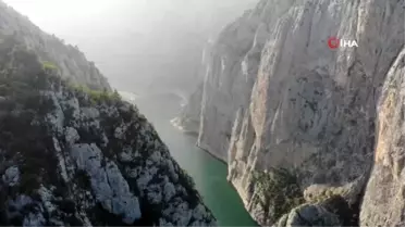 Doğa tutkunu öğretmenler 'Şahinkaya Kanyonu'na hayran kaldı