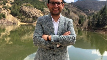 Korona virüs nedeniyle evde kalan yazar çocuklar için kitap yazdı