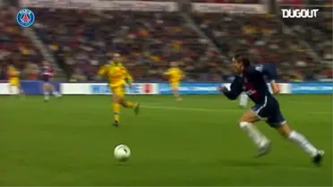 Ronaldinho'nun FC Nantes'e Attığı Gol