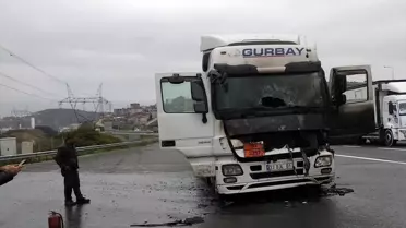Kocaeli'de kimyasal madde yüklü tırda yangın