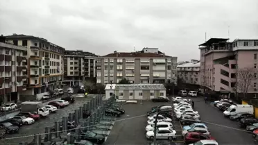 Pendik Devlet Hastanesi'ne korona virüs tedbirleri kapsamında yapılan ön tanı bölümü inşaatı...