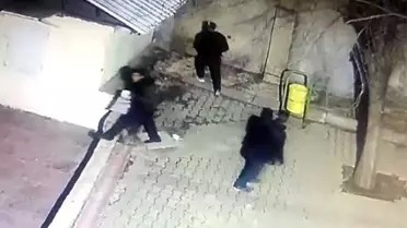Gaziantep'te kablo hırsızları önce kameraya sonra polise yakalandı