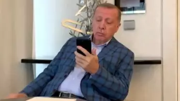 Cumhurbaşkanı Erdoğan Granada'da okunan ezanı dinledi