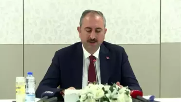 Adalet Bakanı Gül: 'Bugünden itibaren cezaevlerinde görev yapan personel izole edilen yerlerde...