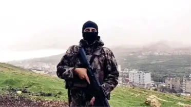 Polislerden çocuklarıyla 'evde kal' mesajı