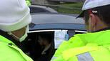 Şehirlerarası yolculuk yapan 78 yaşındaki kadından polislere: 'Ben buranın havasını götüremez...