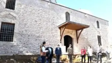 Antalya'nın sembol eserlerindeki restorasyon çalışmalarına sosyal mesafe ayarı