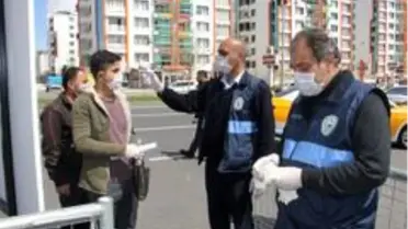 Diyarbakır'da pazar girişlerinde Korona virüs önlemi