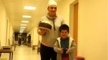 Karantinada tutulan 4 yaşındaki Mehmet'e doğum günü sürprizi