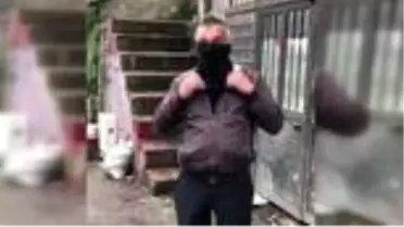 Satın aldığı iç çamaşırdan maske yaptı