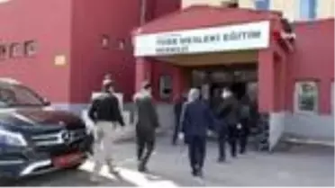 Hakkari'de günde 10 bin cerrahi maske üretiliyor