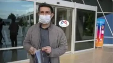 Mersin'de sağlık çalışanlarına siperlikler dağıtılmaya başlandı