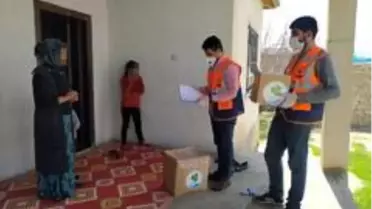 Gürpınar Belediyesinden ihtiyaç sahiplerine 2 bin koli yardım
