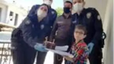 Emir'e, doğum günü pastası polislerden