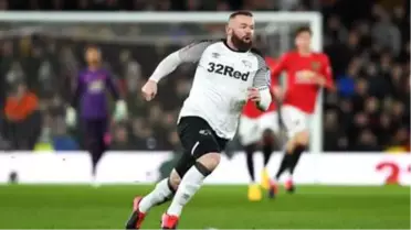 “Gary Lineker veya Ruud van Nistelrooy değilim”